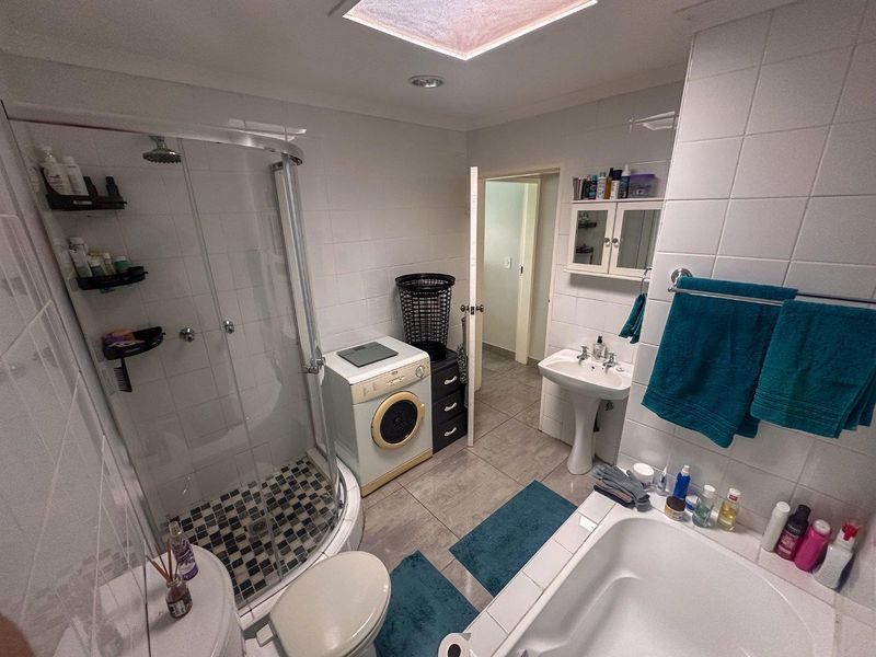 Modern 2-Bedroom Townhouse with Patio and Private Courtyard in Rangeview in Cosmos Complex - Photo 8