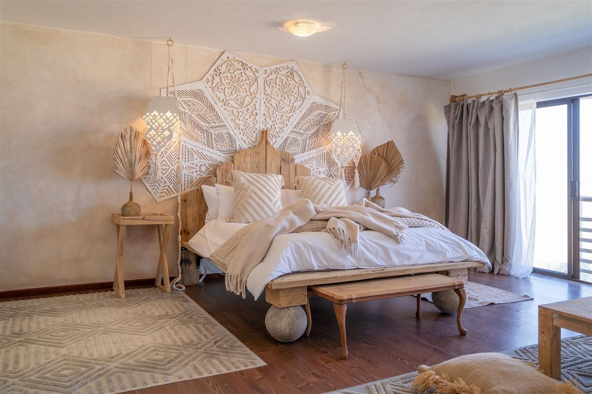 Beachfront Duplex – Fully Furnished & Airbnb-Ready! - Photo 2
