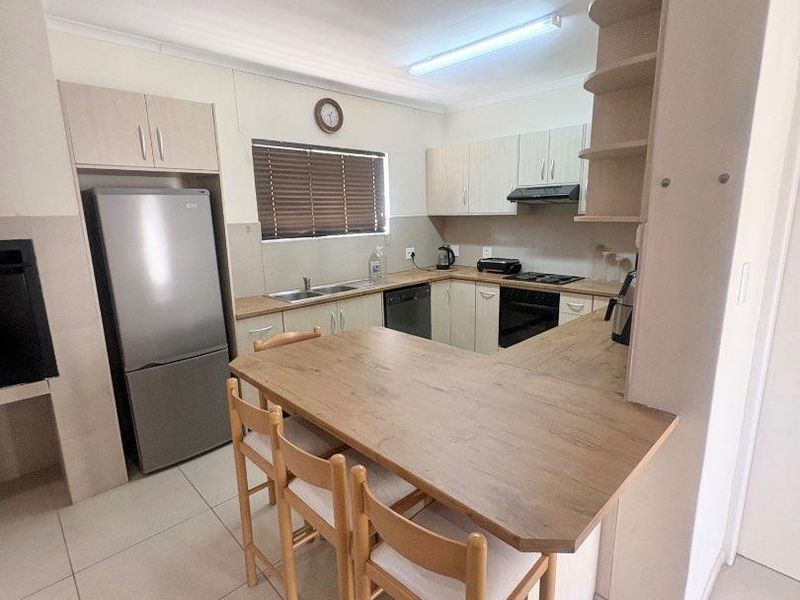 Furnished one Bedrooms Townhouse To Rent in Meersig - Photo 2