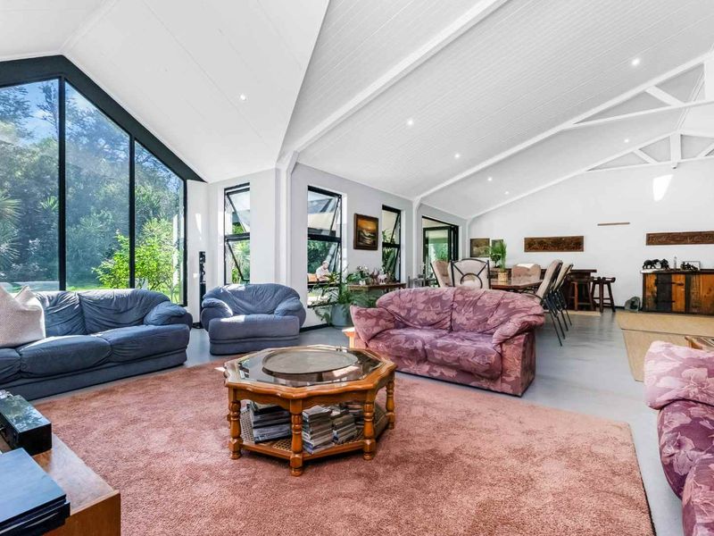 A CHARMING HOME FILLED WITH NATURAL LIGHT AND SET IN A PEACEFUL SETTING - Photo 5