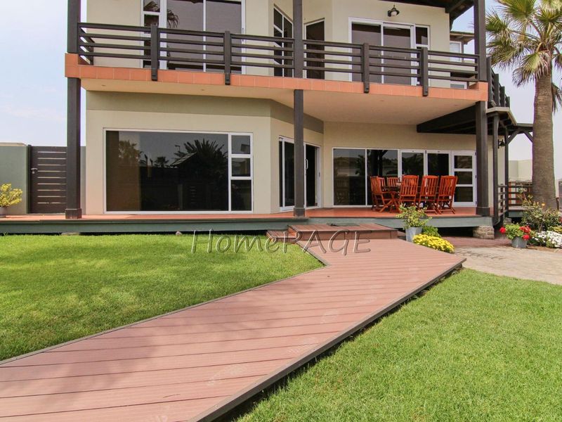 Waterfront, Swakopmund:  Well Located Luxurious Home is for Sale - Photo 4