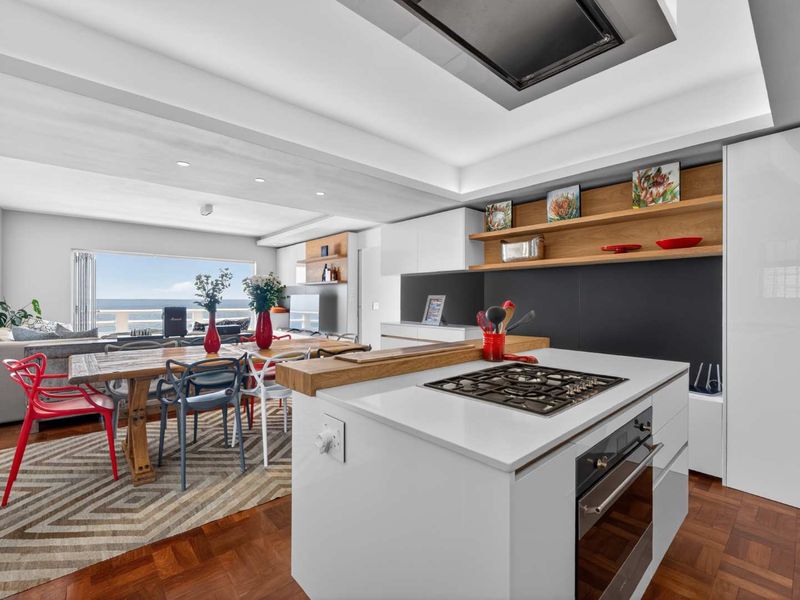 ELEVATED SEASIDE LIVING IN ICONIC OSTENDE - Photo 10