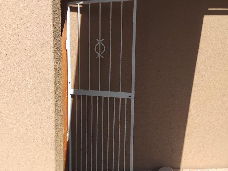 ACT NOW -  UNIT FOR SALE 🔥🔥🔥 - Photo 3