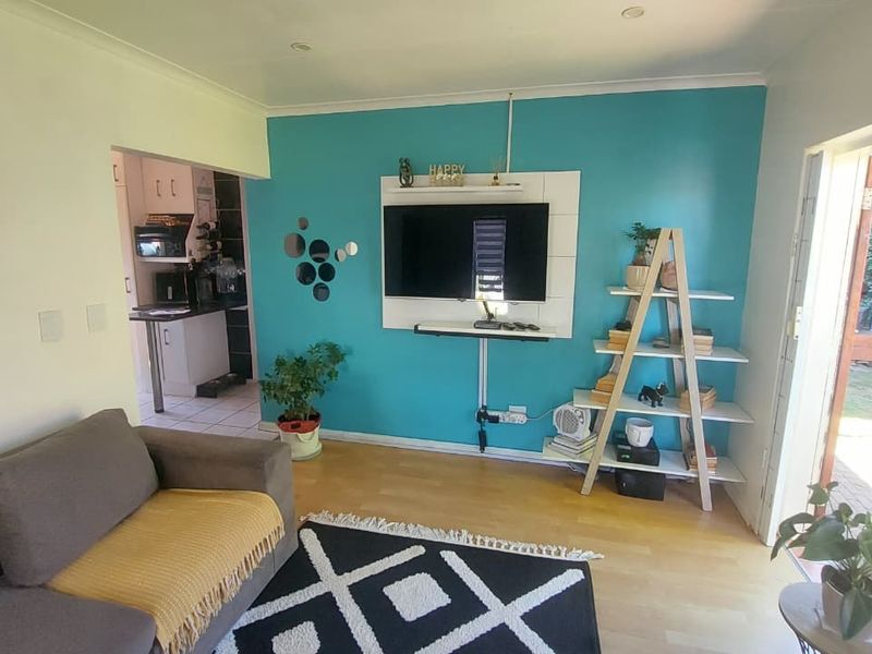 Your Dream Home: A Blend of Style & Comfort! - Photo 4