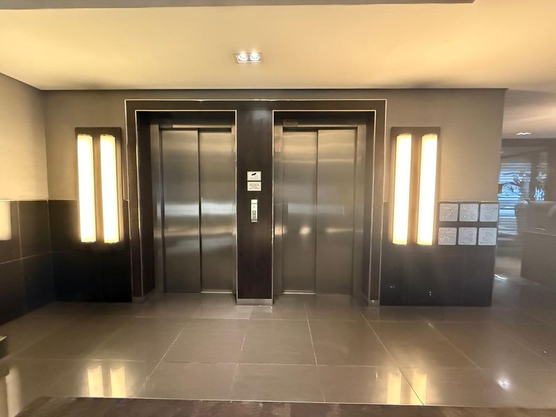 Spacious Office Space Available at Vdara Sandhurst - Photo 2