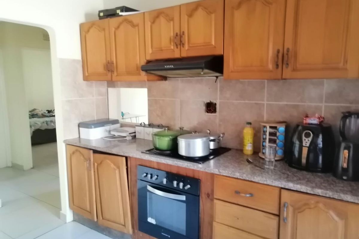 For Sale: 3-Bedroom Home in Umlazi AA - Photo 3