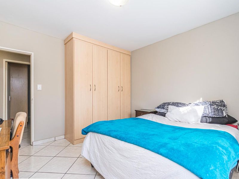 Modern Apartment For Sale - Photo 7