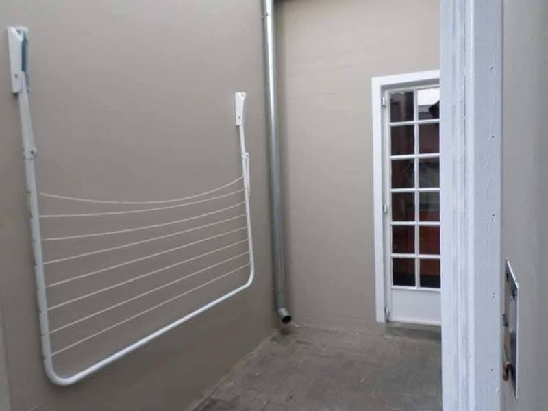 3 Bedroom Townhouse TO LET in Ludwigsdorf - Photo 8