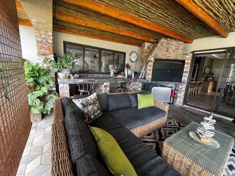 Rare find in Pioneers Park - Photo 8