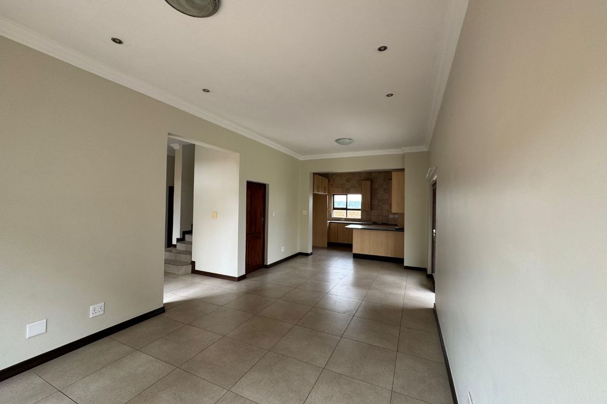 3 Bedroom Houses For Sale in Thatchfield, Centurion - Photo 4