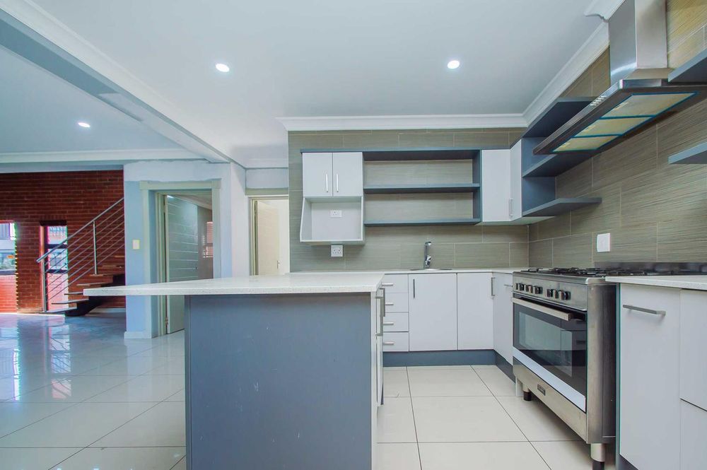 Gas stove and electric oven 