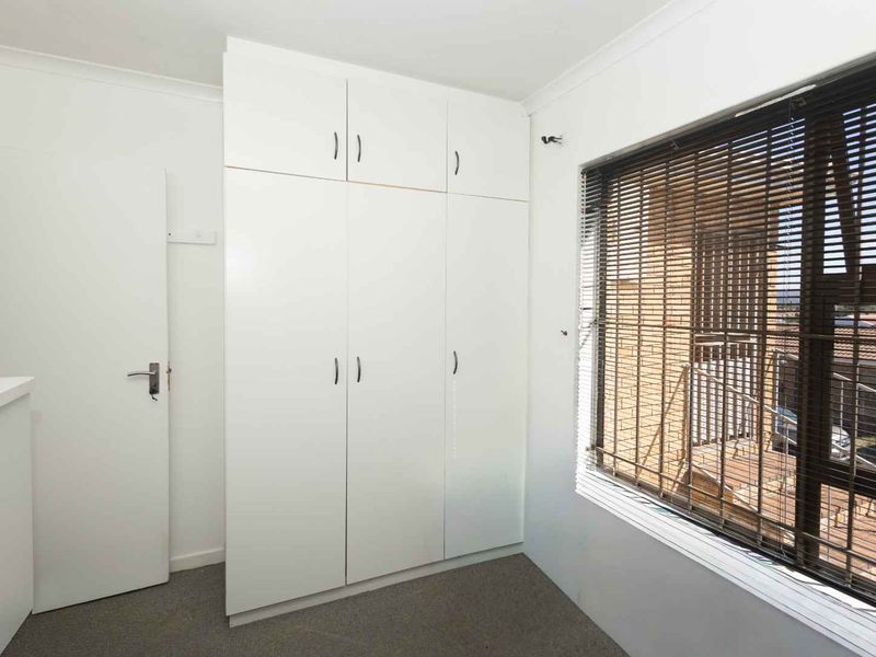 Charming 3-Bedroom Family Home in Protea Heights - Photo 10