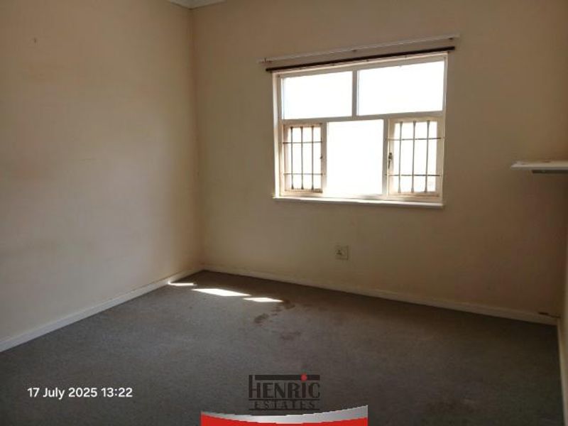 Renovator's dream in Hermes, Walvis Bay, for Sale - Photo 6