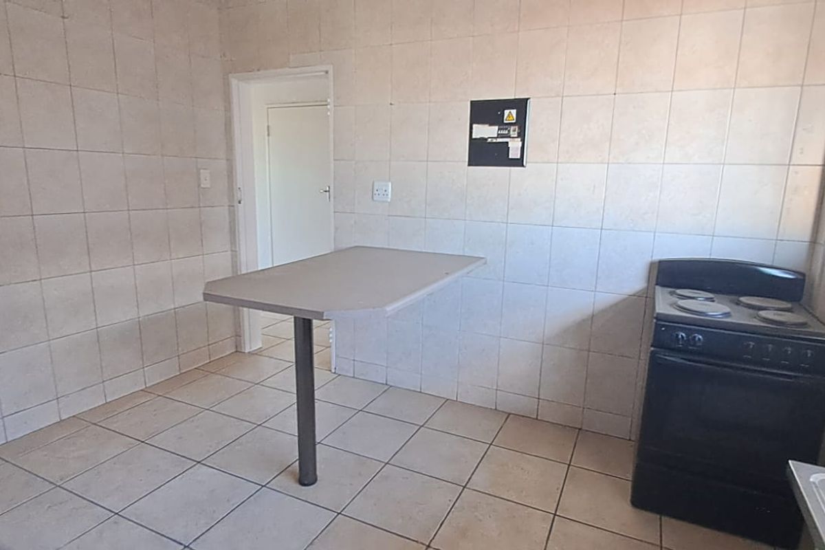 Modern Comfort Meets Versatile Living in New Redruth - Photo 2