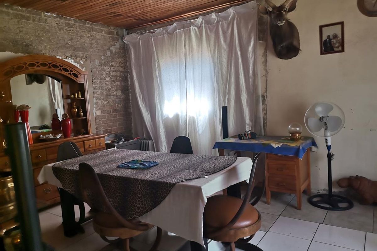2 Bedrooms House For Sale - Photo 4