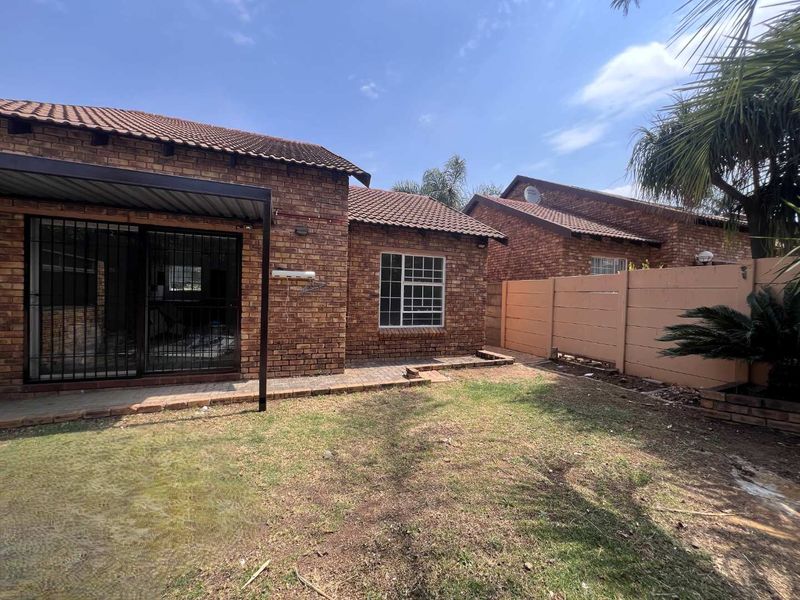 Newly Renovated Top to Toe With Value Galore - Photo 8