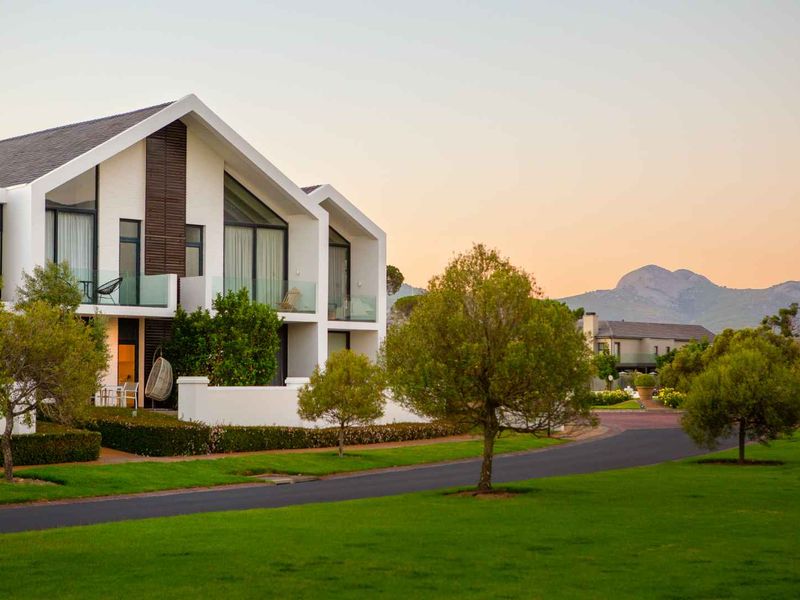 Sophisticated Two-Bedroom Apartment in Polo Village Apartments I on Val de Vie Estate