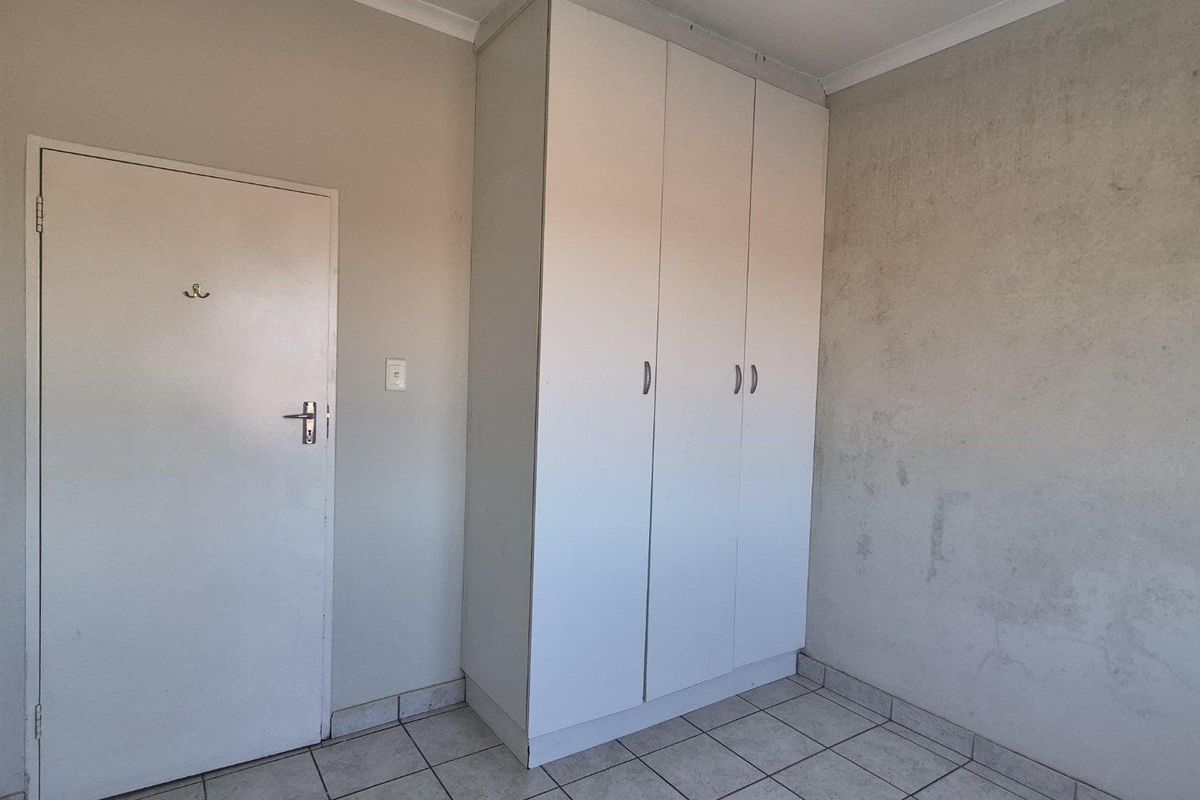 1 Bedroom apartment to rent in Kempton Park - Photo 4