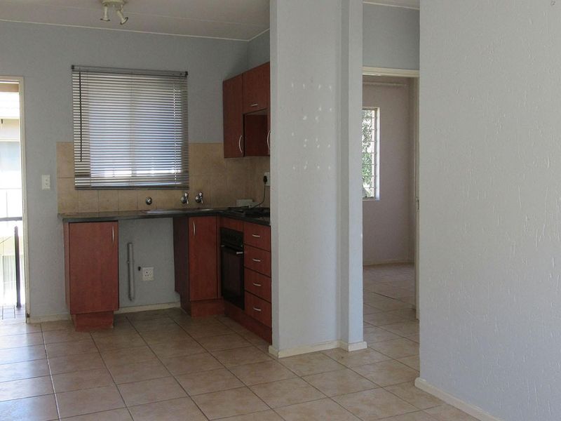 Townhouse For Sale in Boksburg - Photo 10