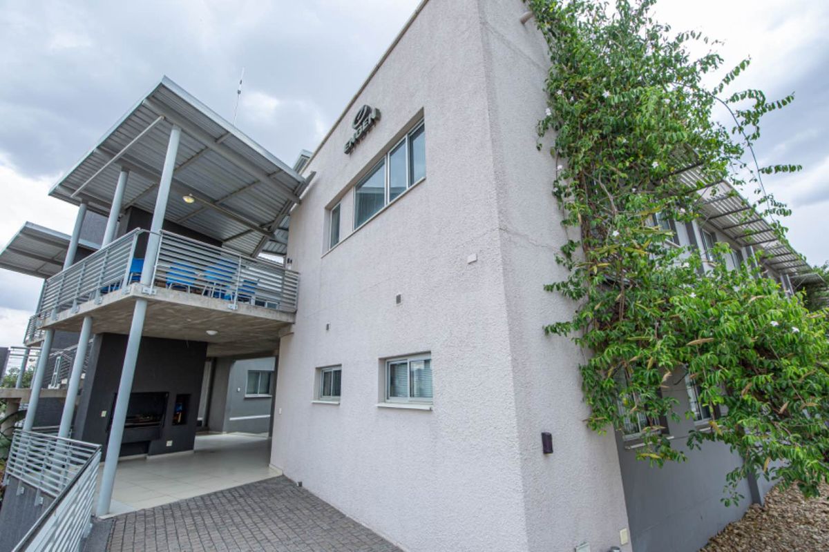 FOR SALE - Office space in CBD for Investors! - Photo 4