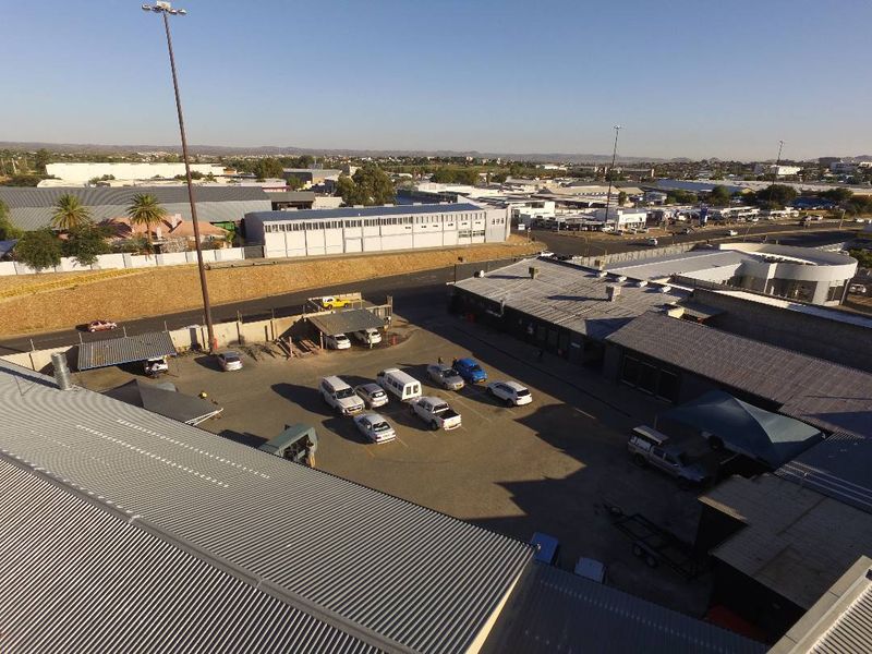 FOR SALE - Property with Warehouses and Restaurant facilities in Southern Industrial - Photo 8