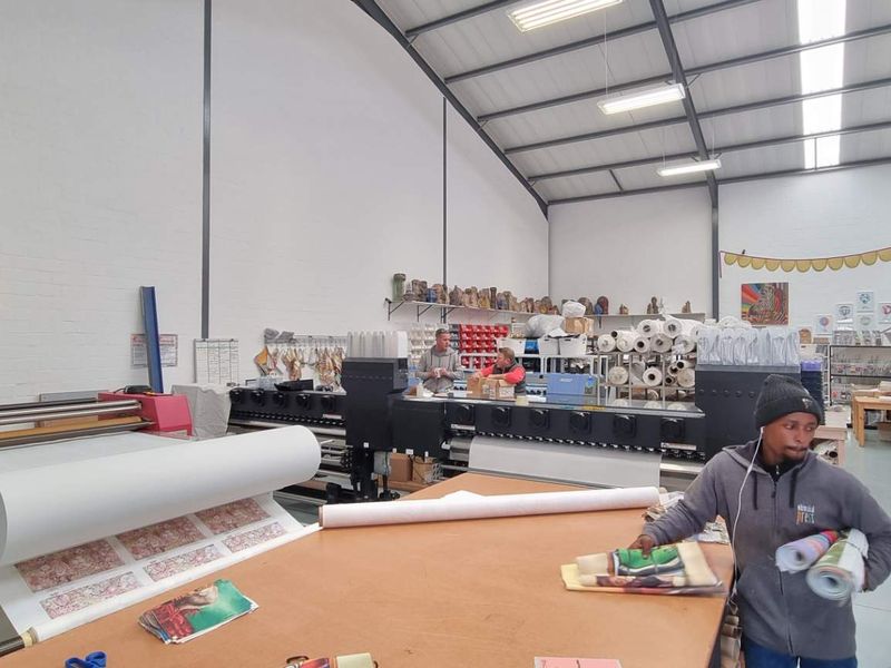 Double Volume Warehouse in Excellent Condition - Photo 4