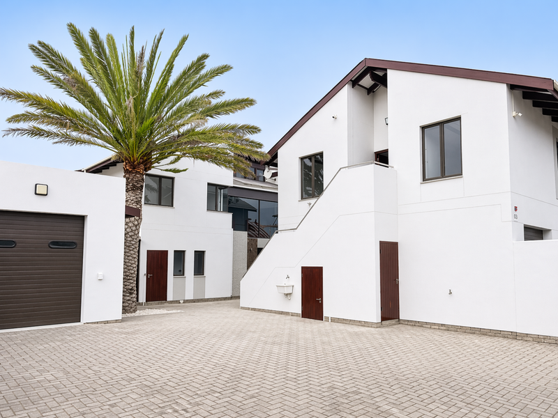 Exceptional Dune-Facing Luxury Estate in Prime Location - Photo 10