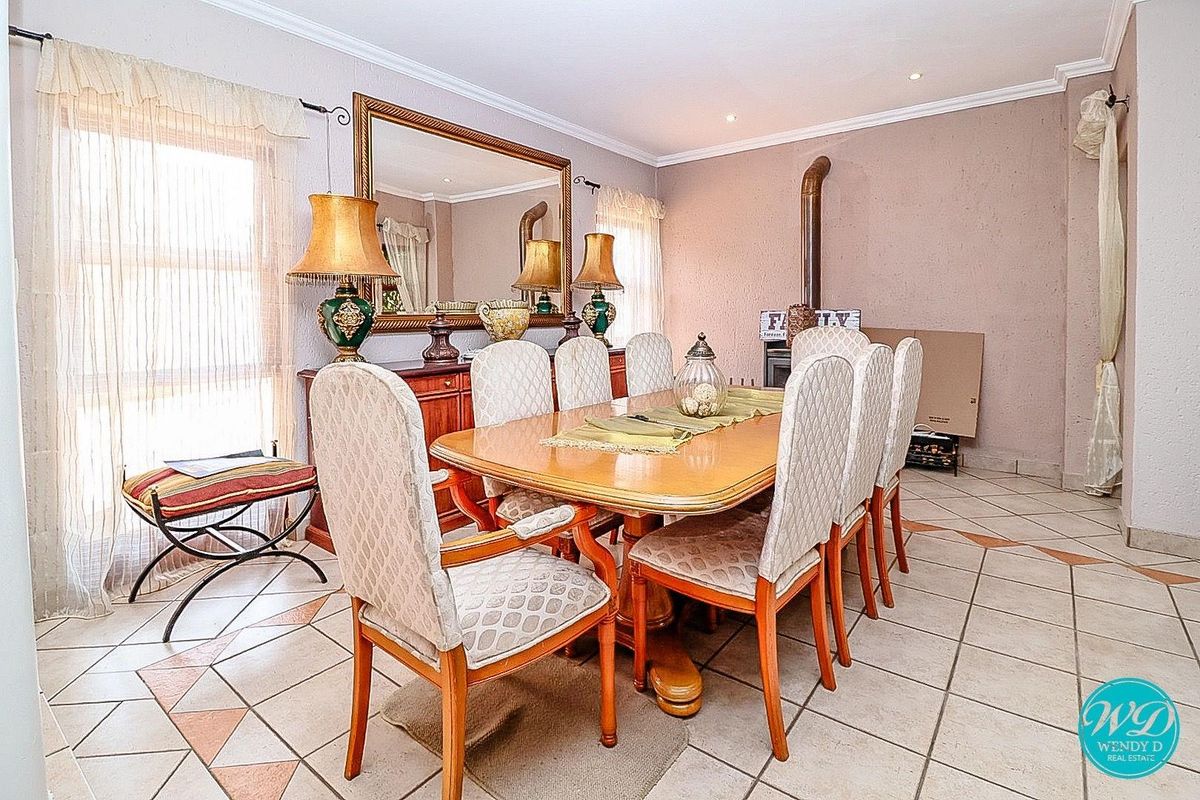 Secure and Well Maintained Cluster Home in Road Closure! - Photo 3