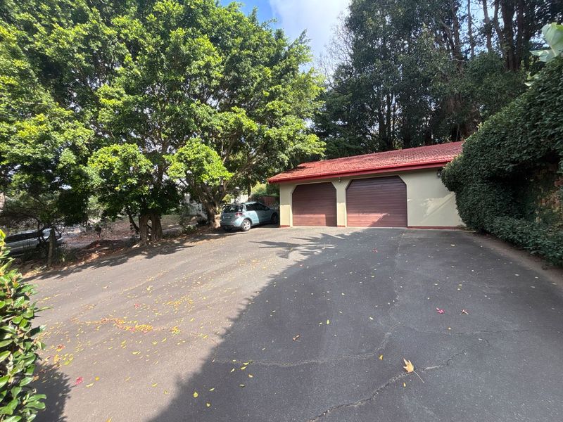 5 Bedroom Family home for Sale in Westville - Photo 3