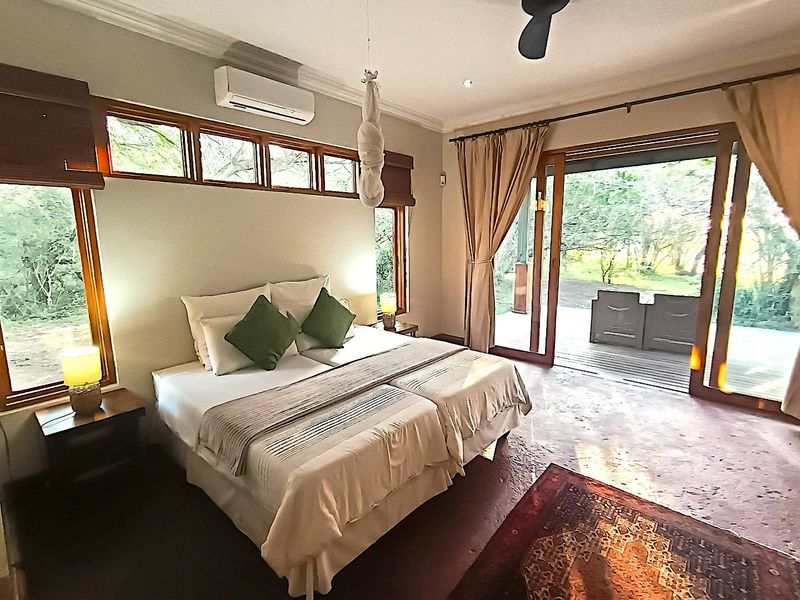 An Extraordinary 20-Hectare Private Bush Estate | 6 Bedrooms | Two Luxury Homes | Kuleni Game Reserve - Photo 9