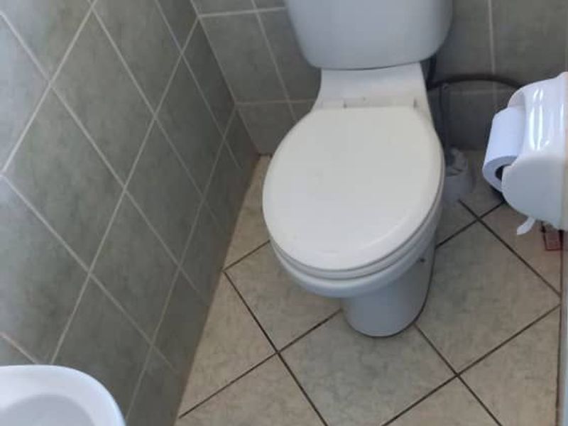 WELL-LOCATED PERFECT STARTER HOME FOR SALE IN KEETMANSHOOP - NAMIBIA - Photo 8