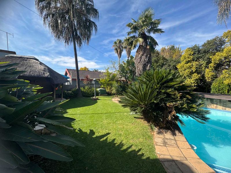 Large Family Home for Sale in Randhart - Photo 4