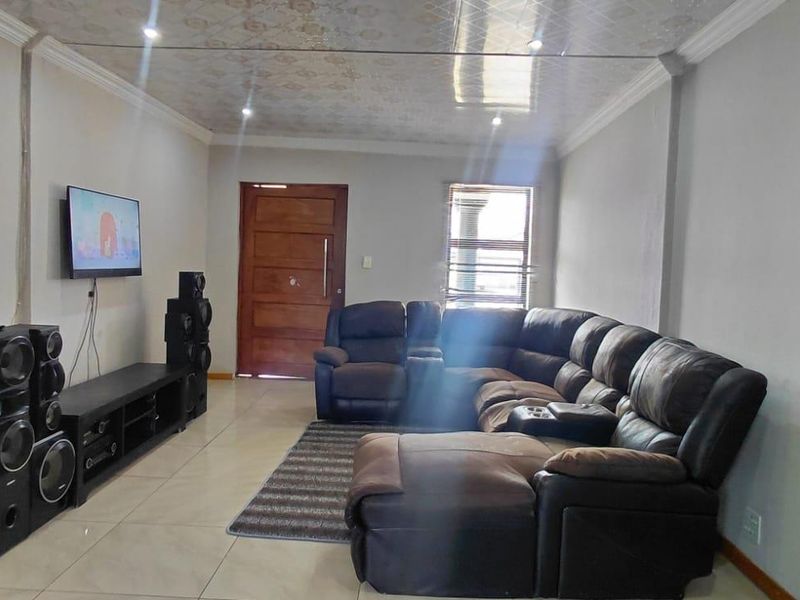 Not to be missed - Photo 6