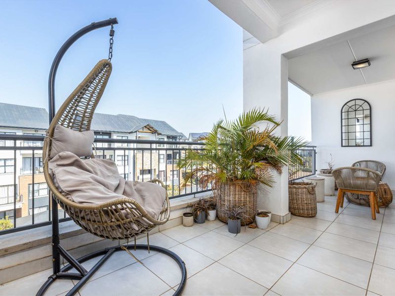 Large 2 bedroom aprtment in a World-Class Lifestyle Estate - Photo 7