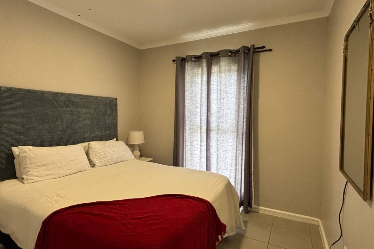 Furnished Modern Apartment for Rent at The Woods Estate - Photo 4