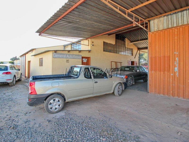 Industrial Area, Otjiwarongo:  2 Adjacent properties sold together - Photo 5