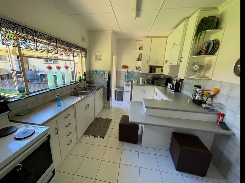 3 bedrooms House in DUNDEE. - Photo 8