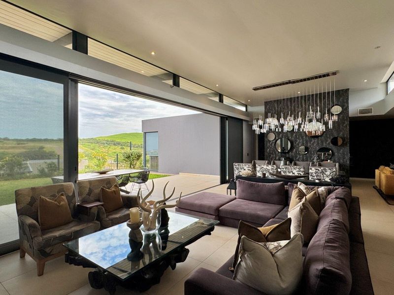 A stunning freestanding furnished home in secure estate in Sibaya!!! - Photo 7