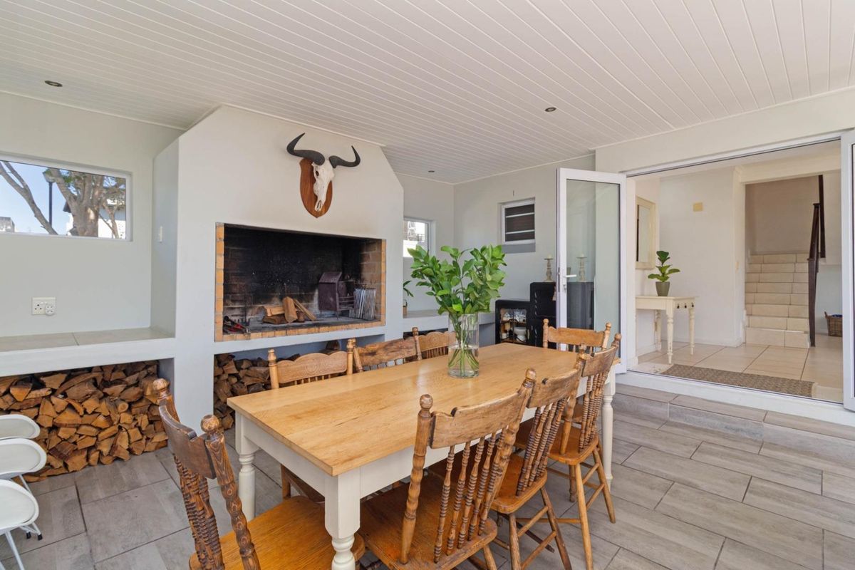 4 Bedroom Home in Arena North, Royal Ascot Estate - Photo 5