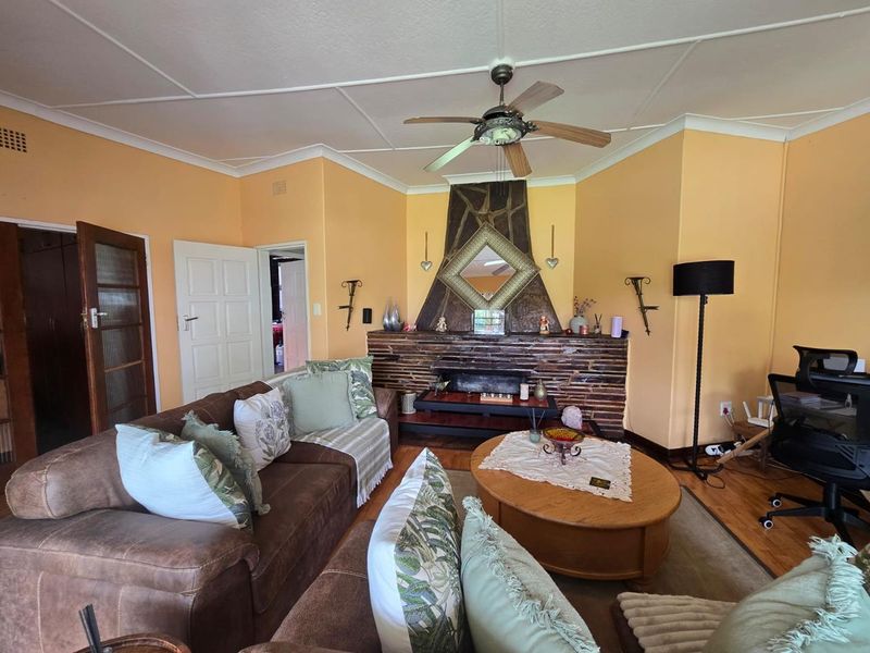 Florentia, Alberton-home with flat - Photo 3