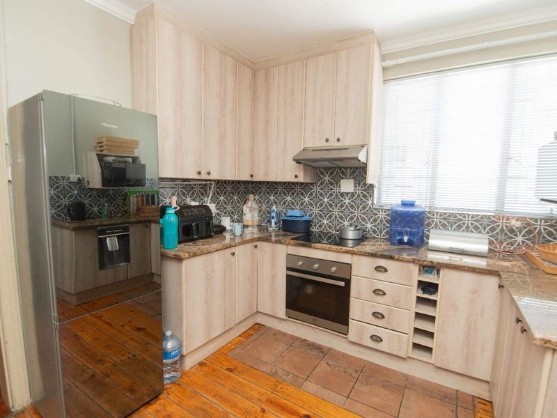 3 Bed house for sale In St Phillips Street Richmond Hill - Photo 5