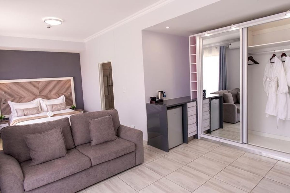 Hotel for sale - Photo 5