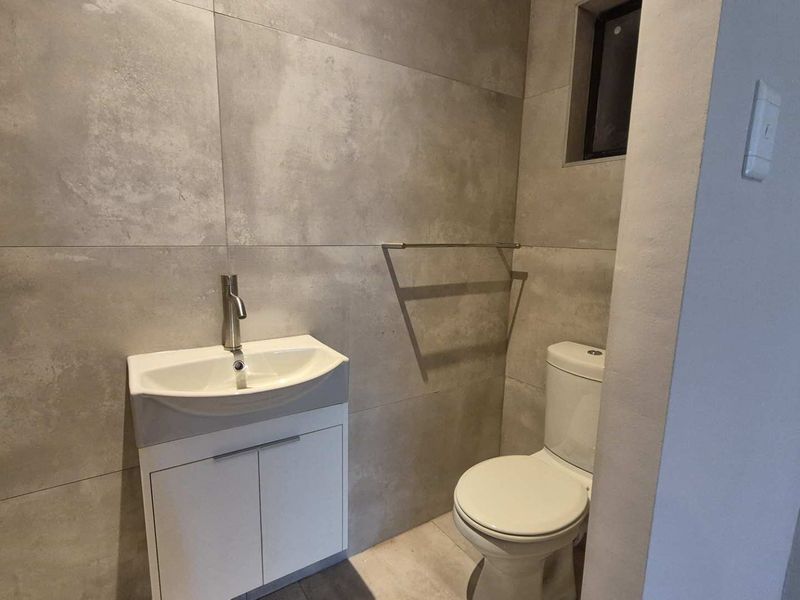 Modern Studio Apartment in Kenwyn – Secure & Stylish Living - Photo 9
