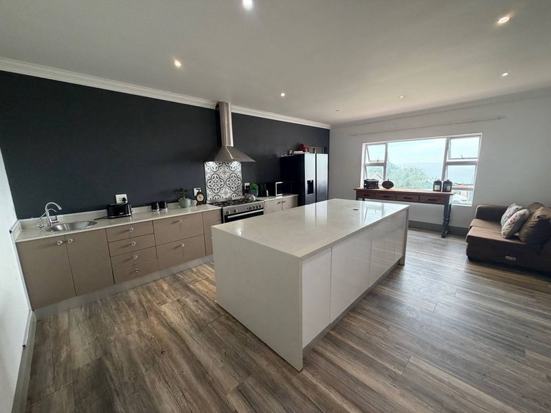 Modern Single-Level Cladded Brick Home with Ocean views - Photo 3