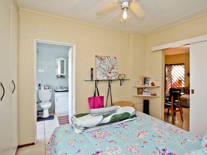 Neat One-Bedroom Garden Apartment – Ideal First Home or Investment! - Photo 7