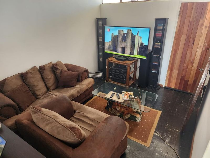 Delightful Sunnyside apartment - don't miss out - Photo 4