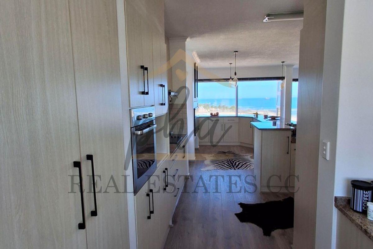 Luxury Fully Furnished Coastal Penthouse, Longbeach, Namibia. Sea and Dune Views! - Photo 4
