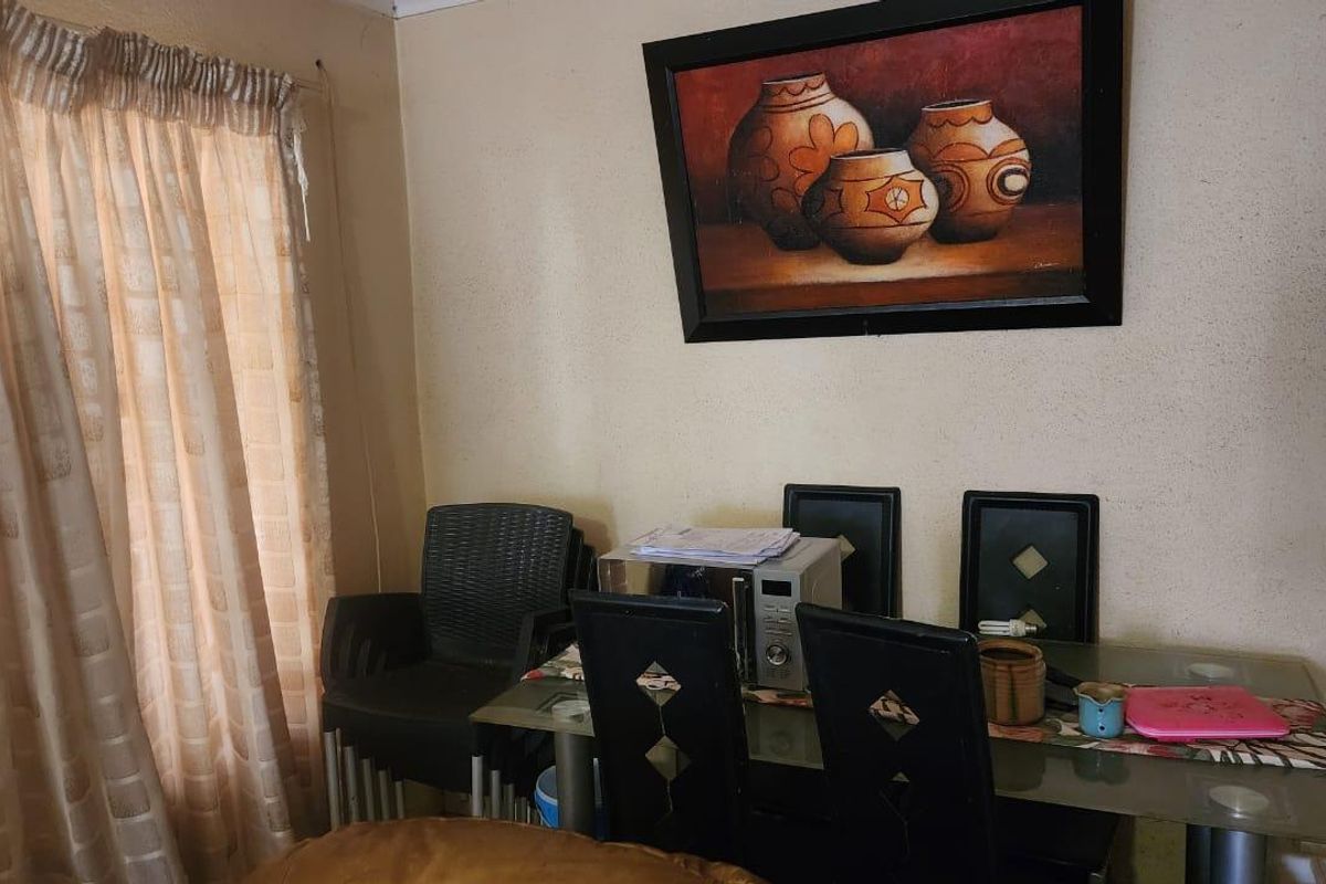 Your Starter Home awaits in Tlhabane West - Photo 5