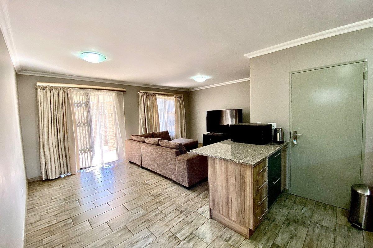 CHARMING HOME FOR A YOUNG FAMILY - Photo 5