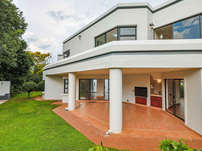 Newly Renovated Gem in Wapadrand - Photo 9